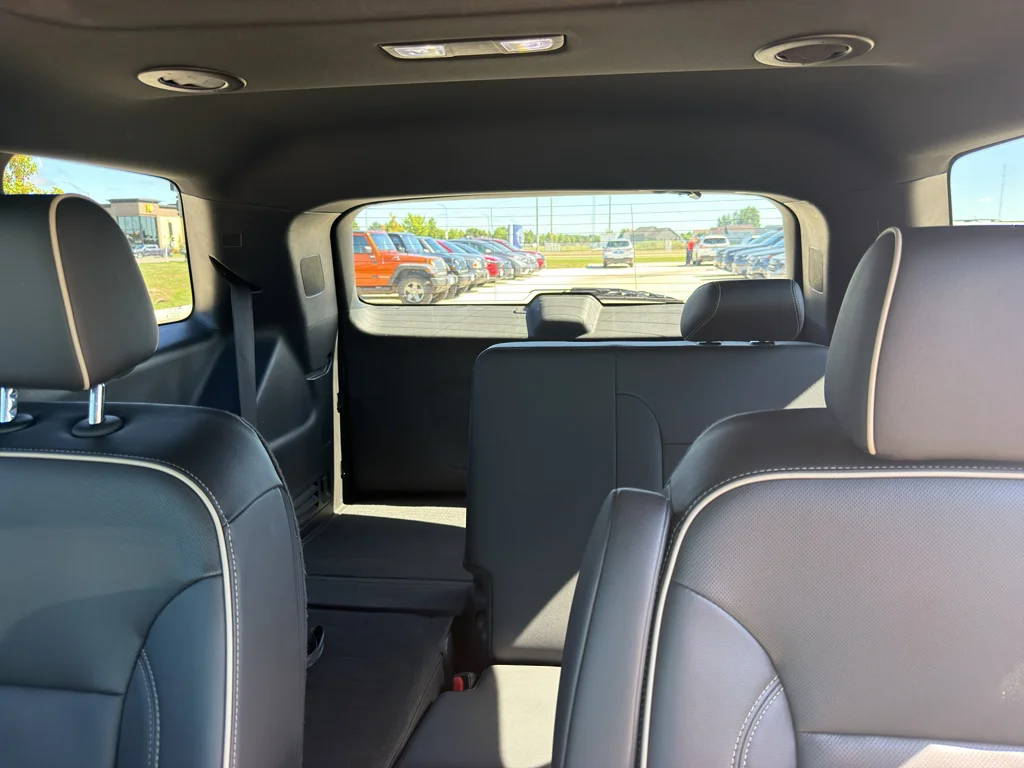 Used 2023 Sterling Gray Metallic Chevrolet Premier image 11