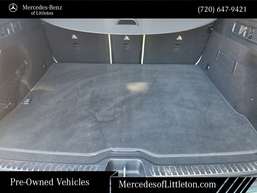 Used 2026 Silver Mercedes-Benz GLC 300 image 30