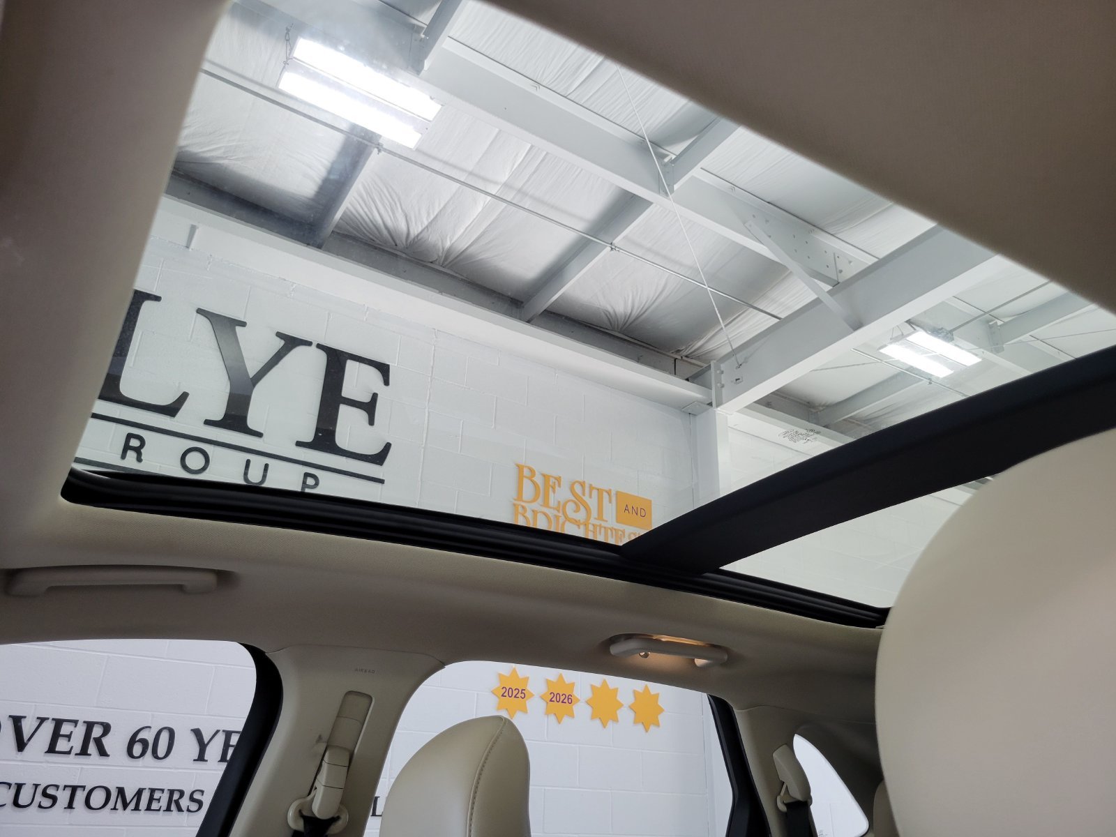 Used 2019 Blue Ford SEL image 12