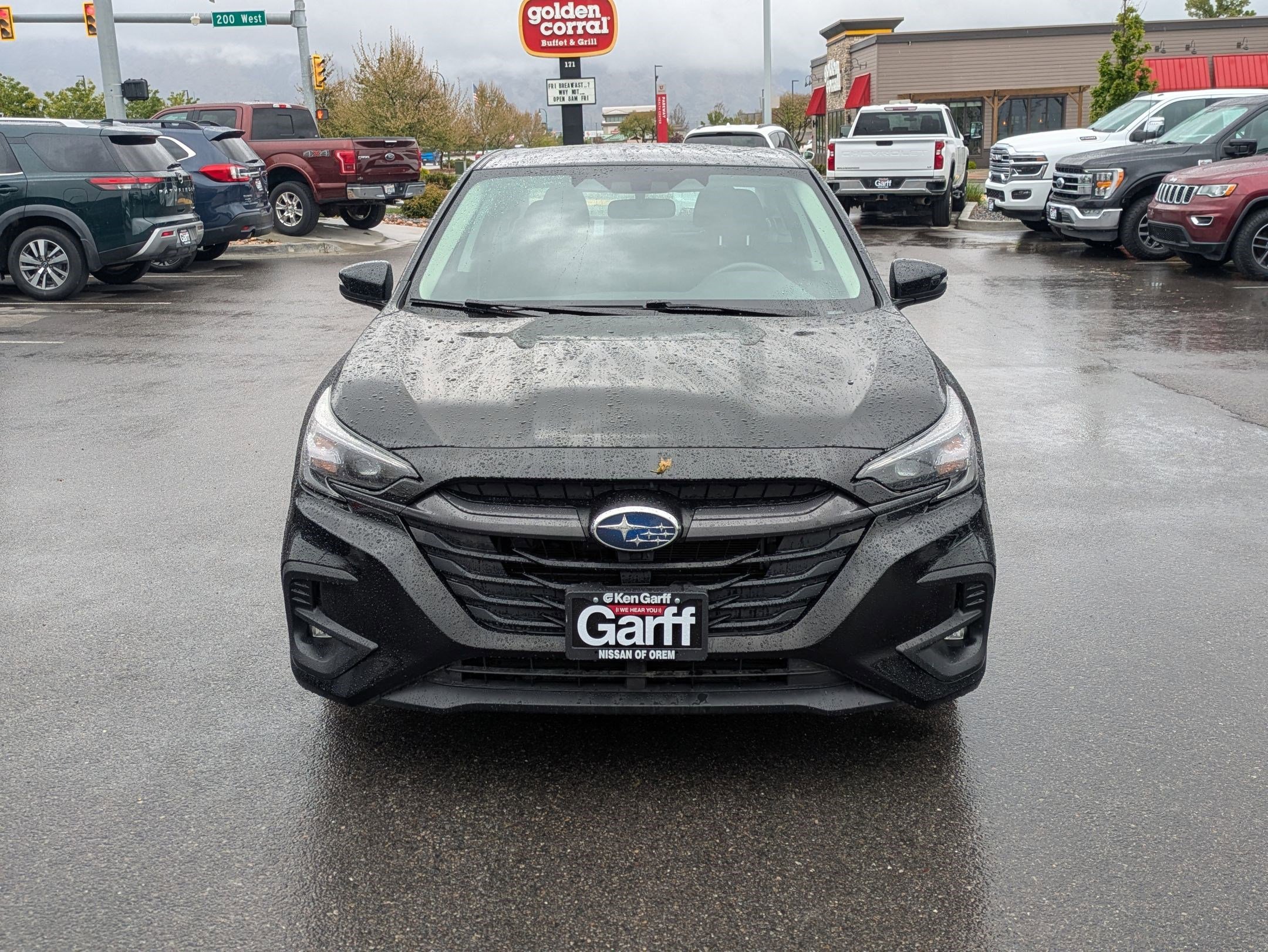 Used 2025 Crystal Black Silica Subaru Premium image 9
