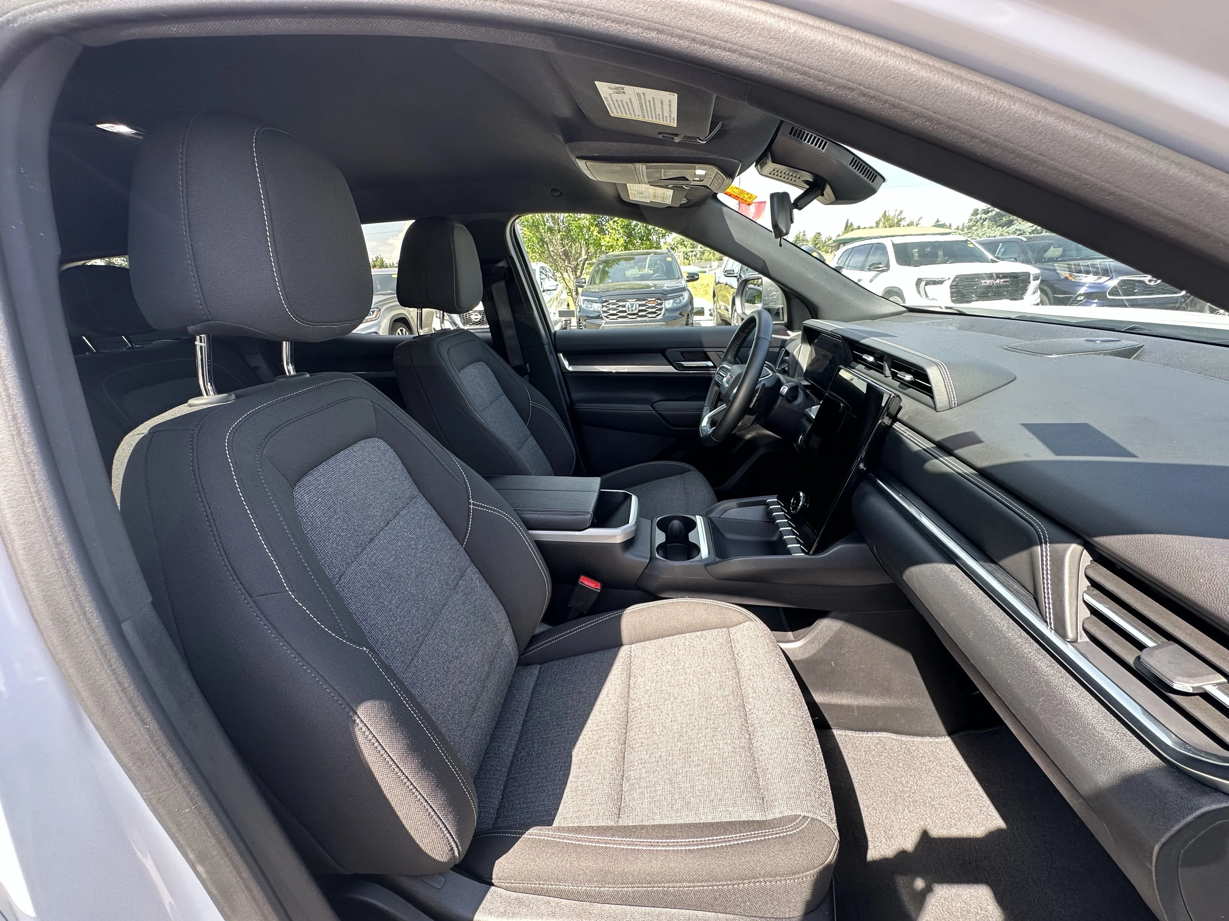 Certified Used 2026  GMC AWD Elevation image 18