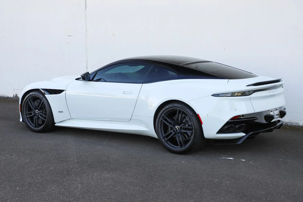 2019 Aston Martin DBS Superleggera Base - Photo 16