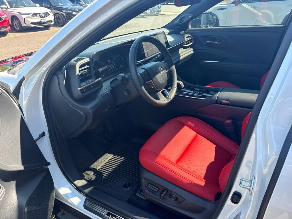 Used 2026  Toyota Platinum image 13
