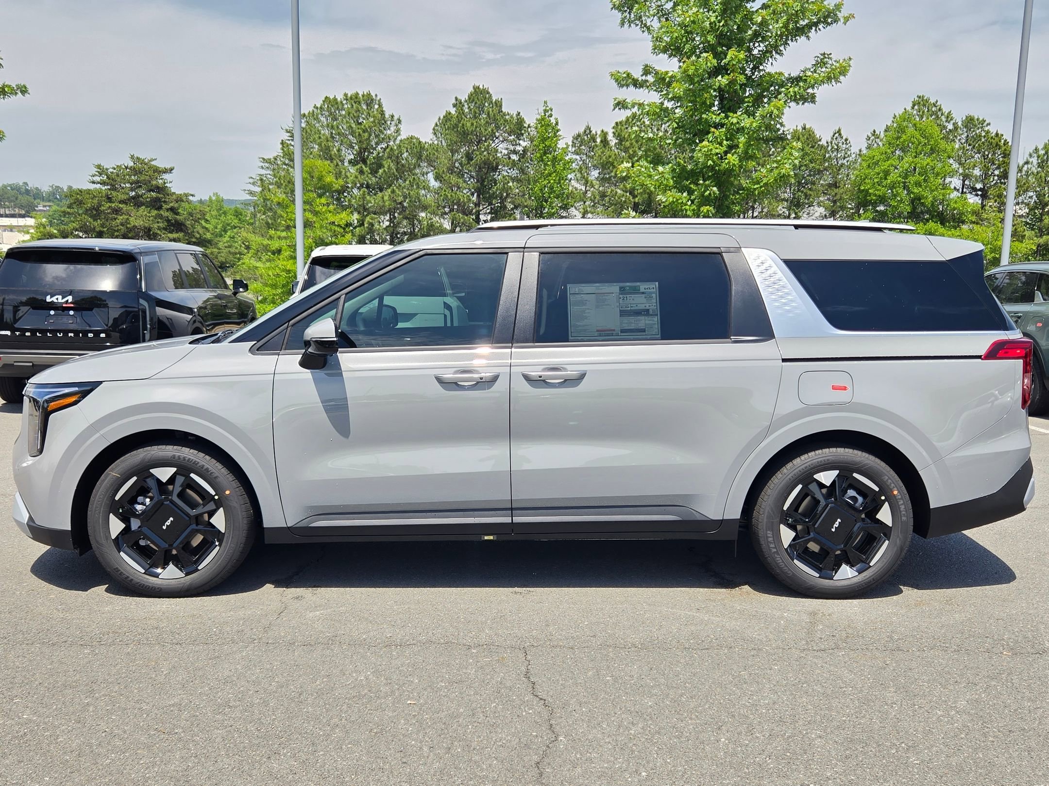 New 2026 Ceramic Silver Kia EX image 4