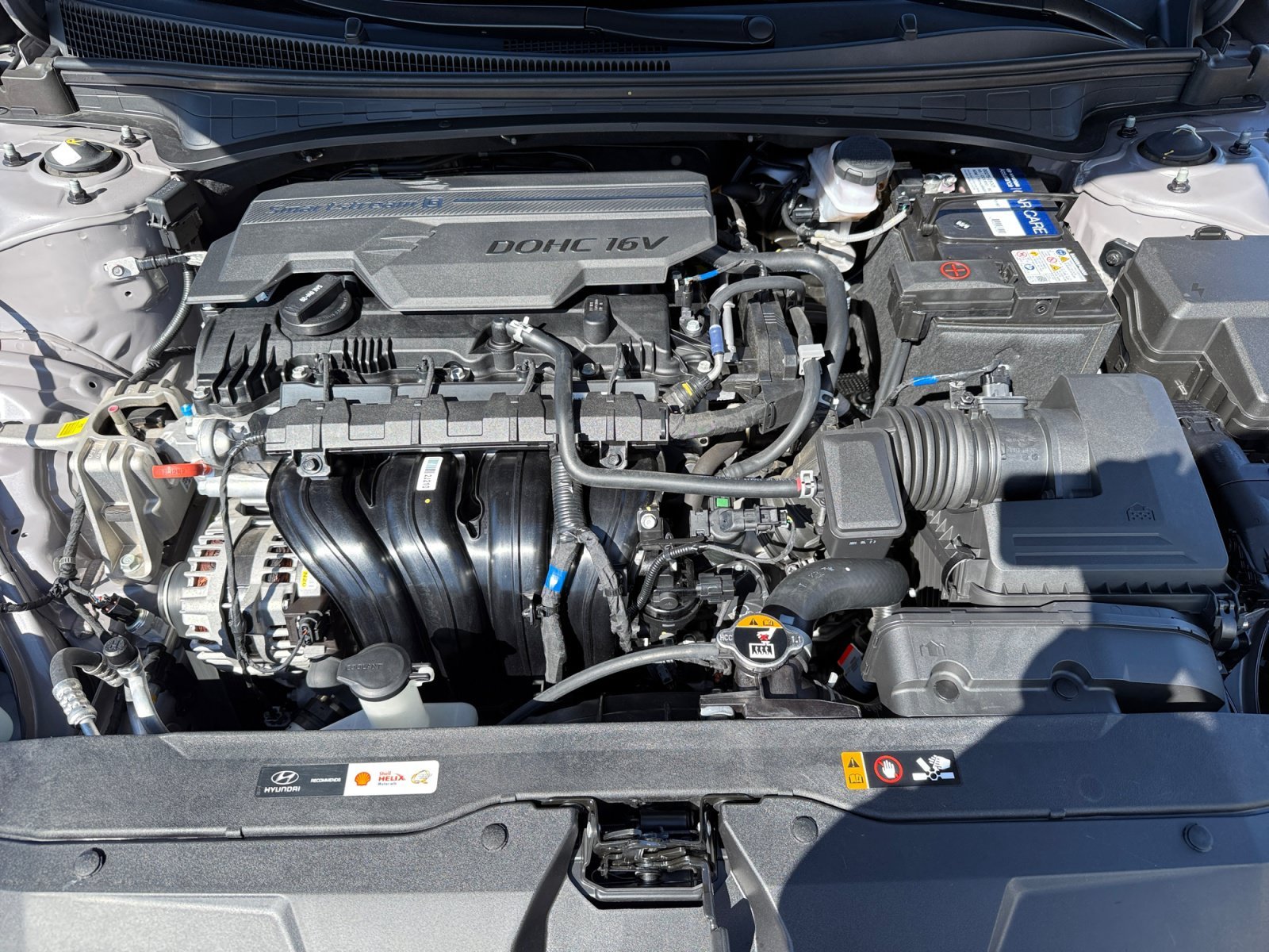 Certified Used 2023 Fluid Metal Hyundai Limited image 20