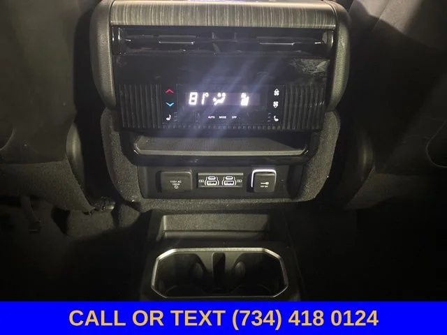Used 2024 Velvet Jeep Series II image 35