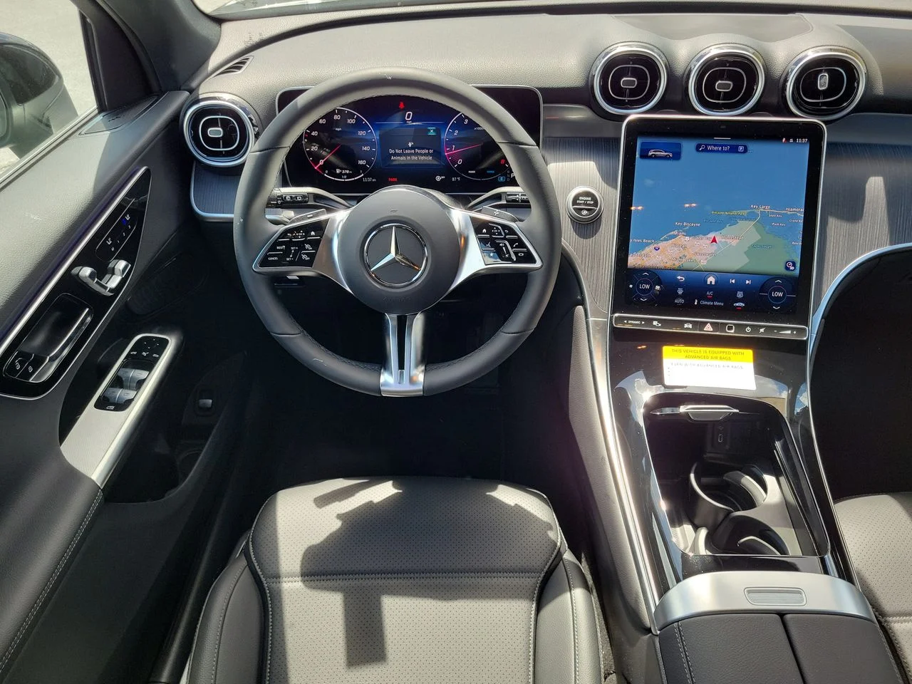 New 2026 Black Mercedes-Benz GLC 300 image 15
