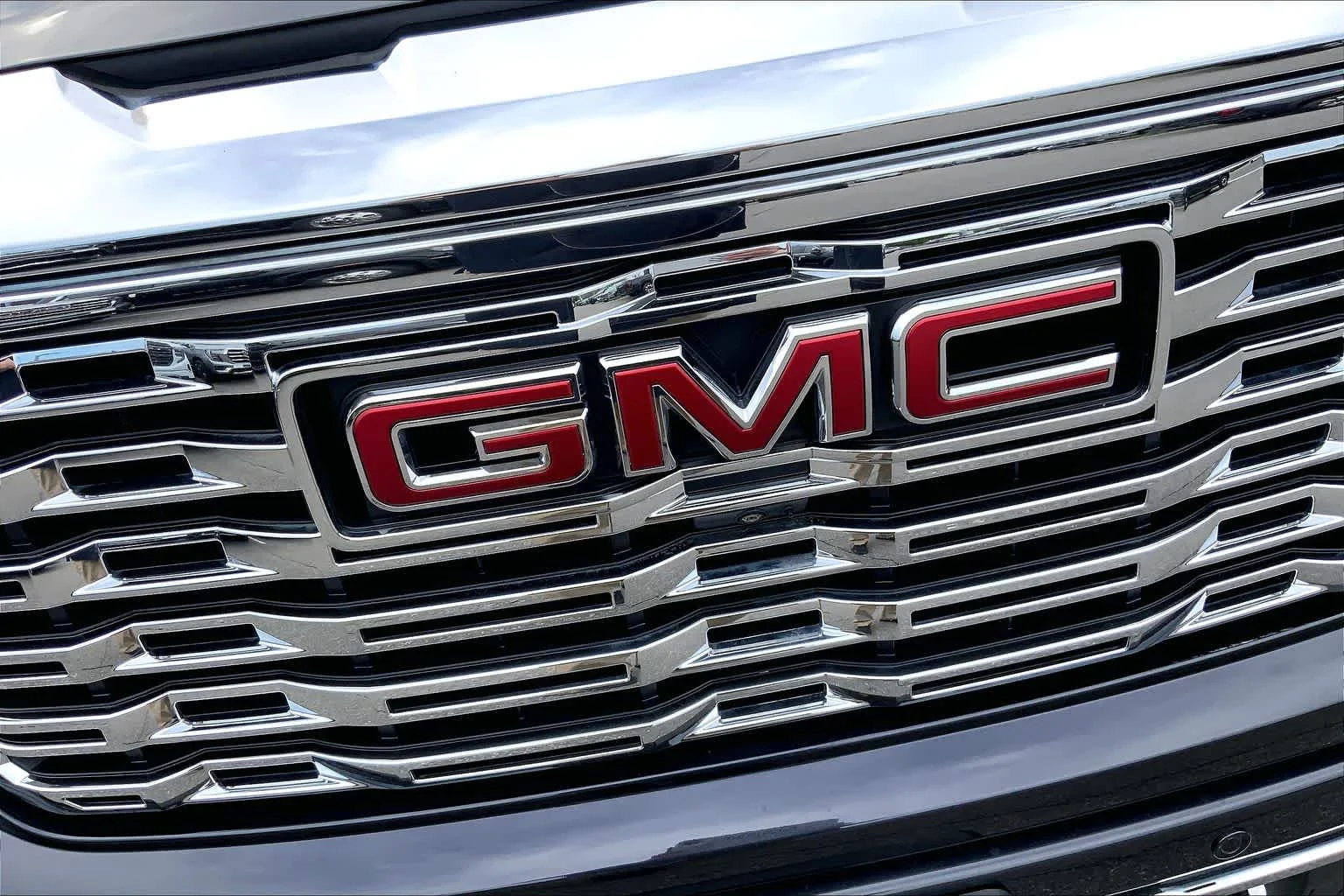 Used 2023 Titanium Rush Metallic GMC Denali image 28