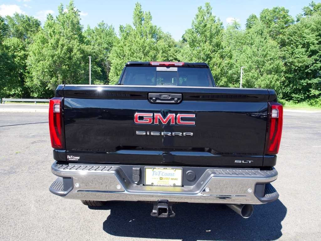 New 2026 Onyx Black GMC SLT image 7