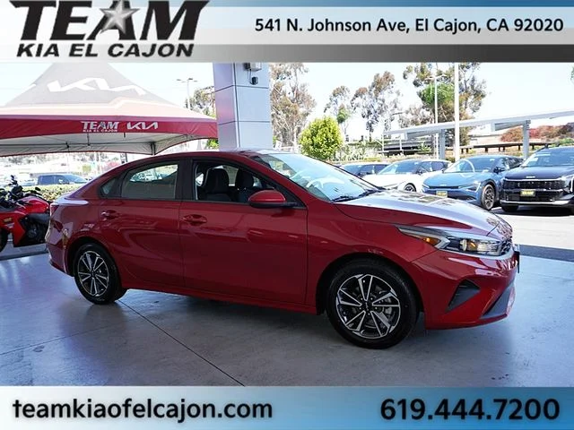 Certified Used 2022 Red Kia LXS image 9