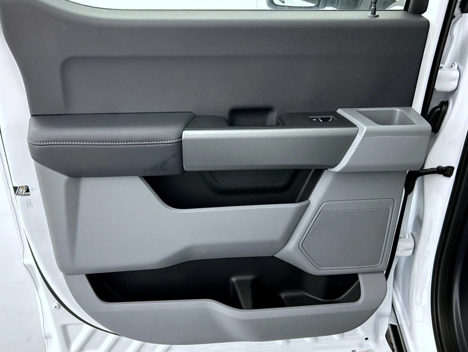 New 2026 White Ford XL image 20