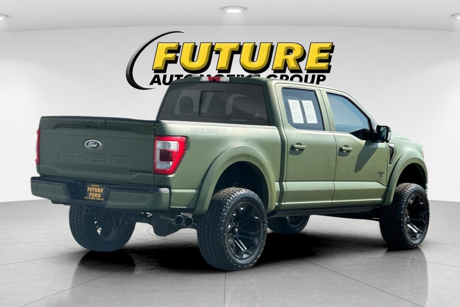 Used 2022 Black Ford Lariat image 3