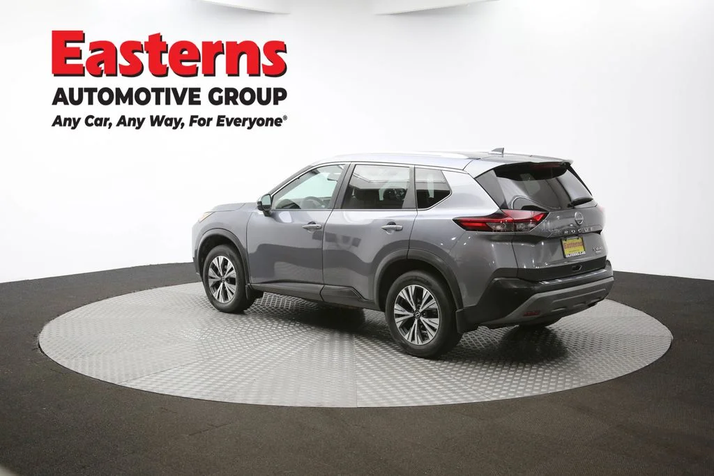 Used 2022 Gray Nissan SV image 62