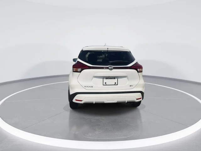 Used 2024 White Nissan SV image 7