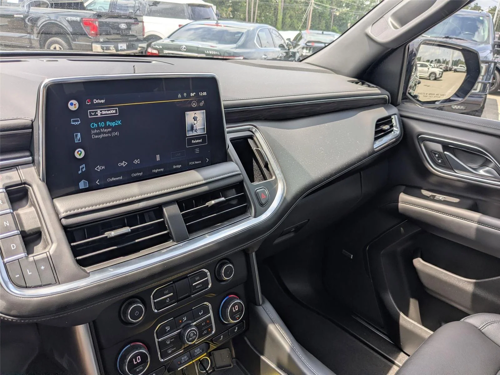 Used 2022 Black Chevrolet Z71 image 17