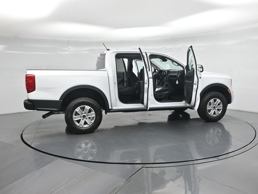 New 2026 Oxford White Ford XL image 4