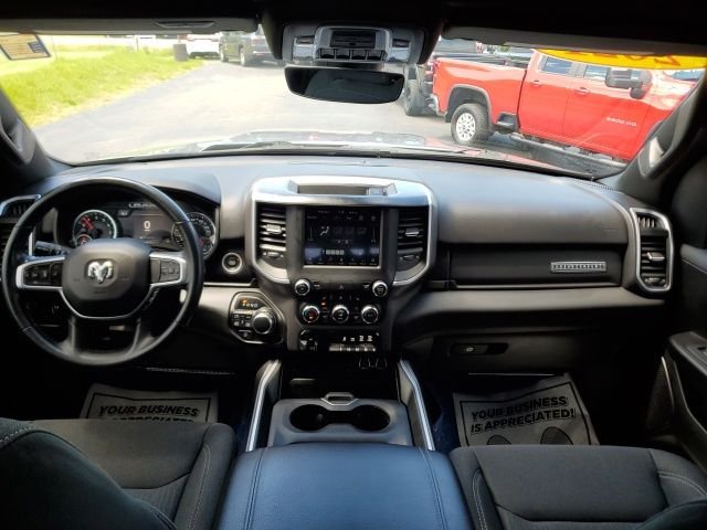 Used 2021 Silver Ram Big Horn/Lone Star image 17