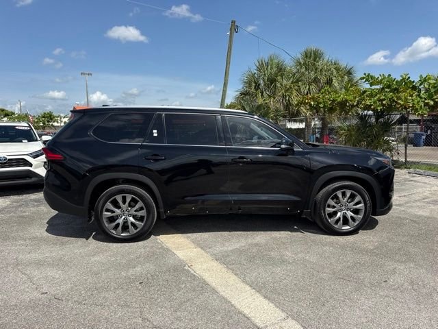 2024 Toyota Grand Highlander Limited - Photo 12