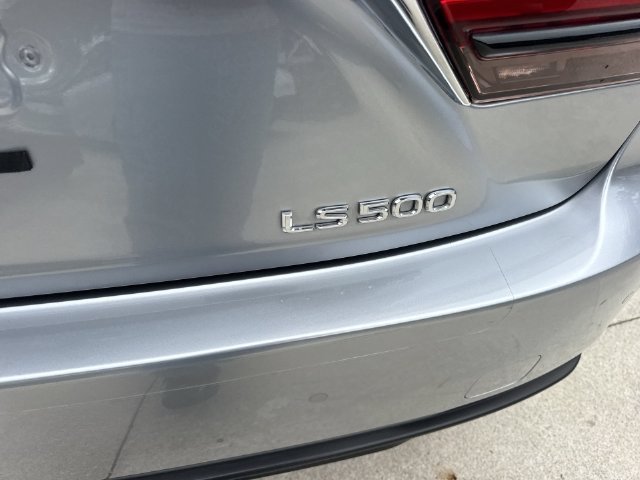 Certified Used 2021 Silver Lexus 500 Base image 25