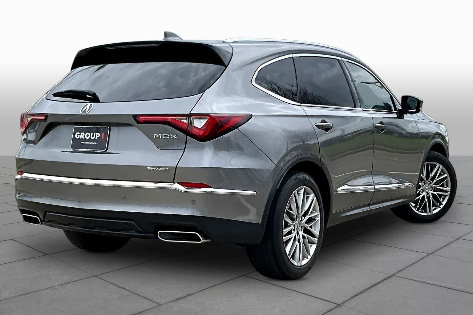 Used 2023 Liquid Carbon Metallic Acura w/Advance Package image 21