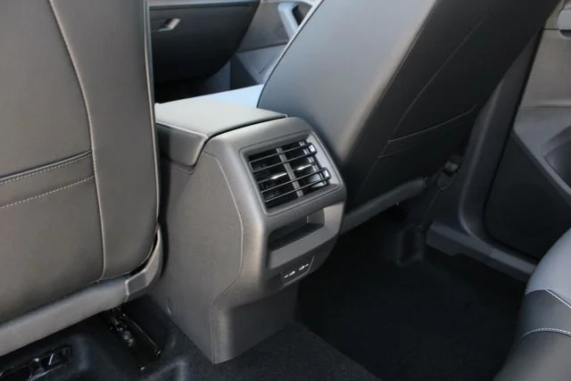 New 2026 Silver Volkswagen 2.0T SE image 22
