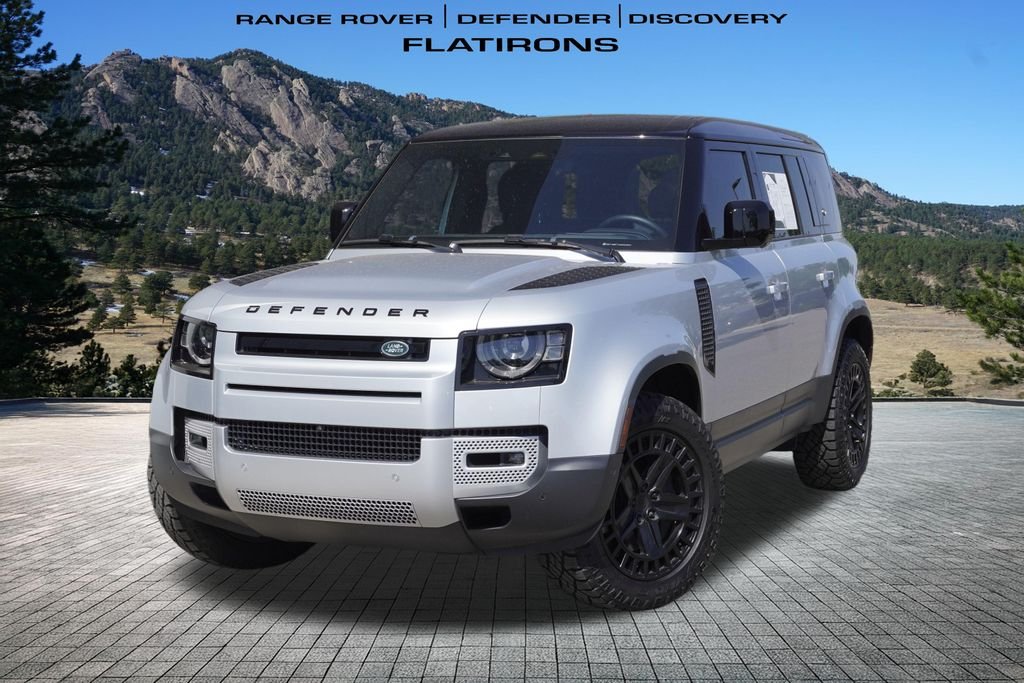 2024 Land Rover Defender 110 SE P400's photo