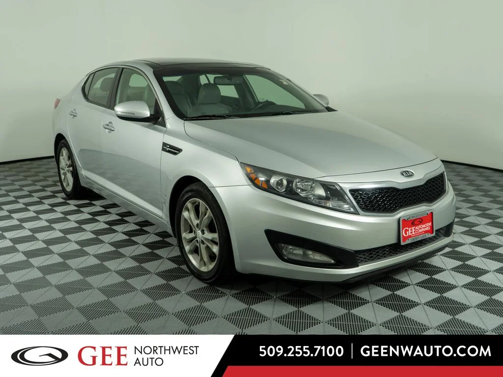 Used 2012 Silver Kia EX image 1