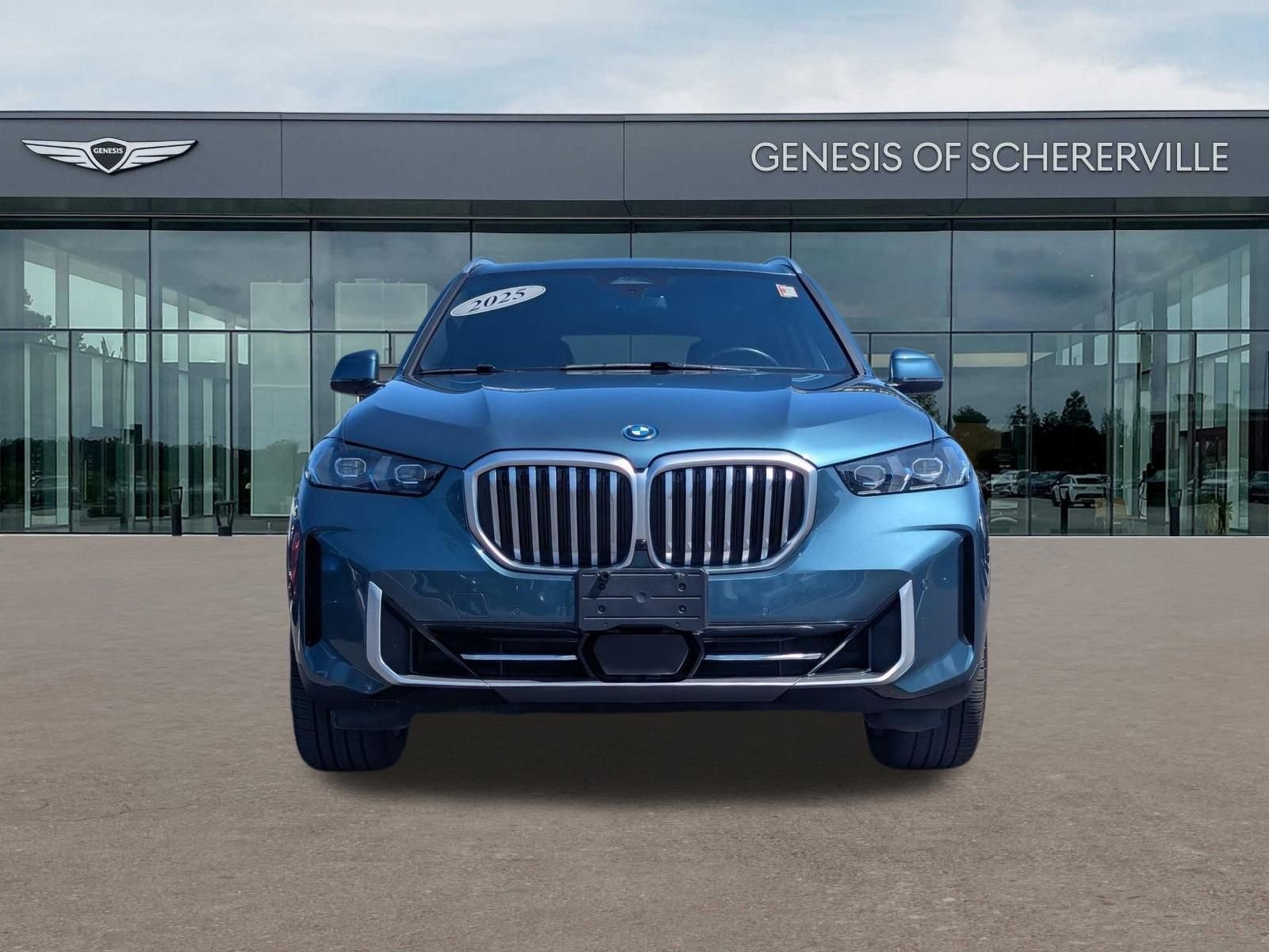 Used 2025 Blue BMW xDrive50e image 3