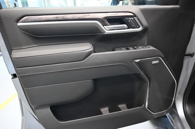 2026 Chevrolet Silverado 3500 HD LTZ - Photo 31