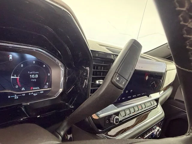 Used 2024  GMC SLE image 40