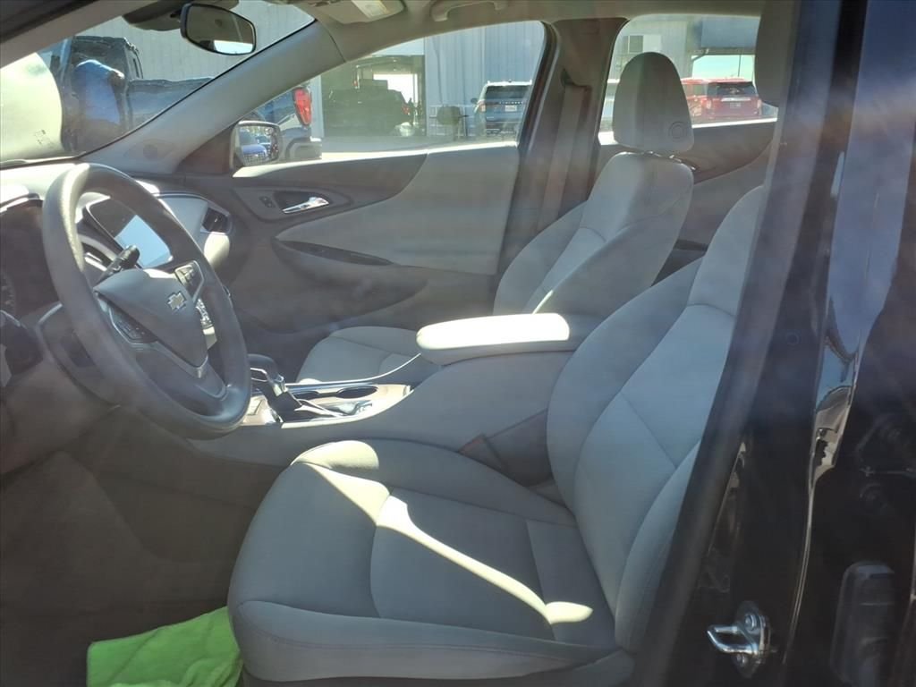 Used 2024 Black Chevrolet LT image 8
