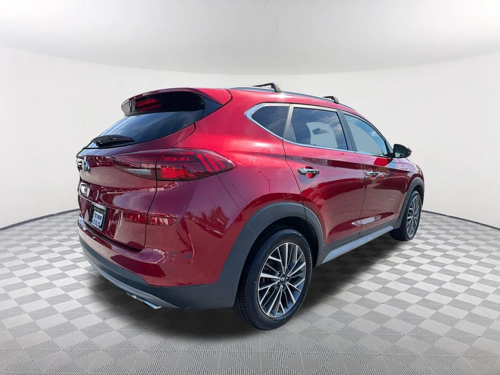 Used 2021 Red Hyundai Limited image 5