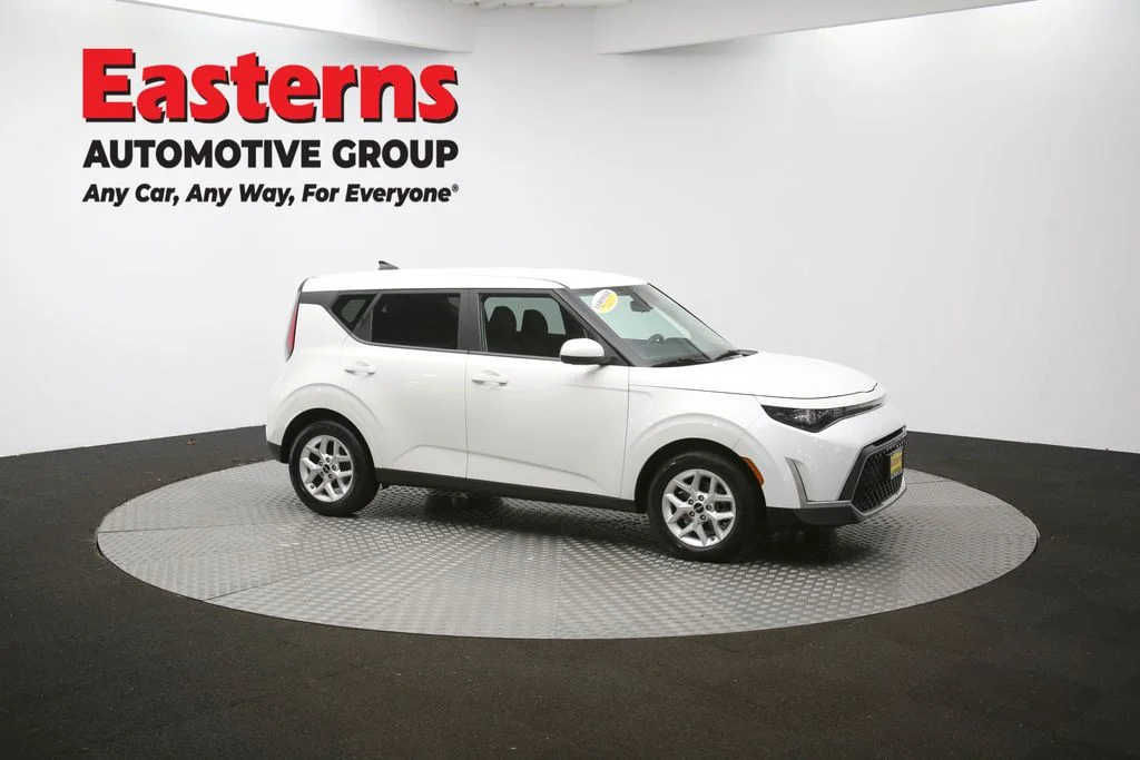 Used 2023 White Kia LX image 45