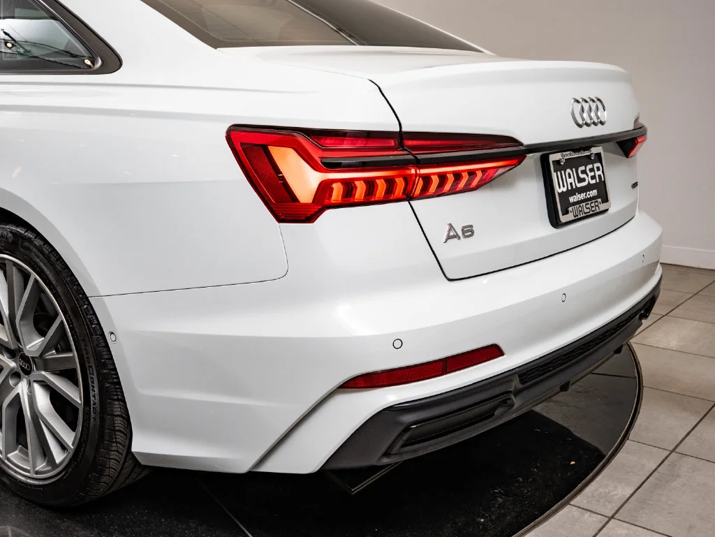 Used 2023 Glacier White Audi 55 Premium Plus image 19