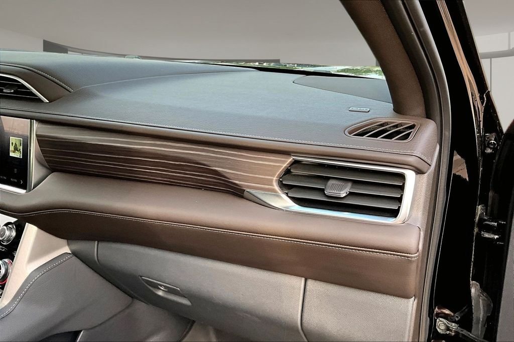 Used 2024 Black GMC Denali image 16