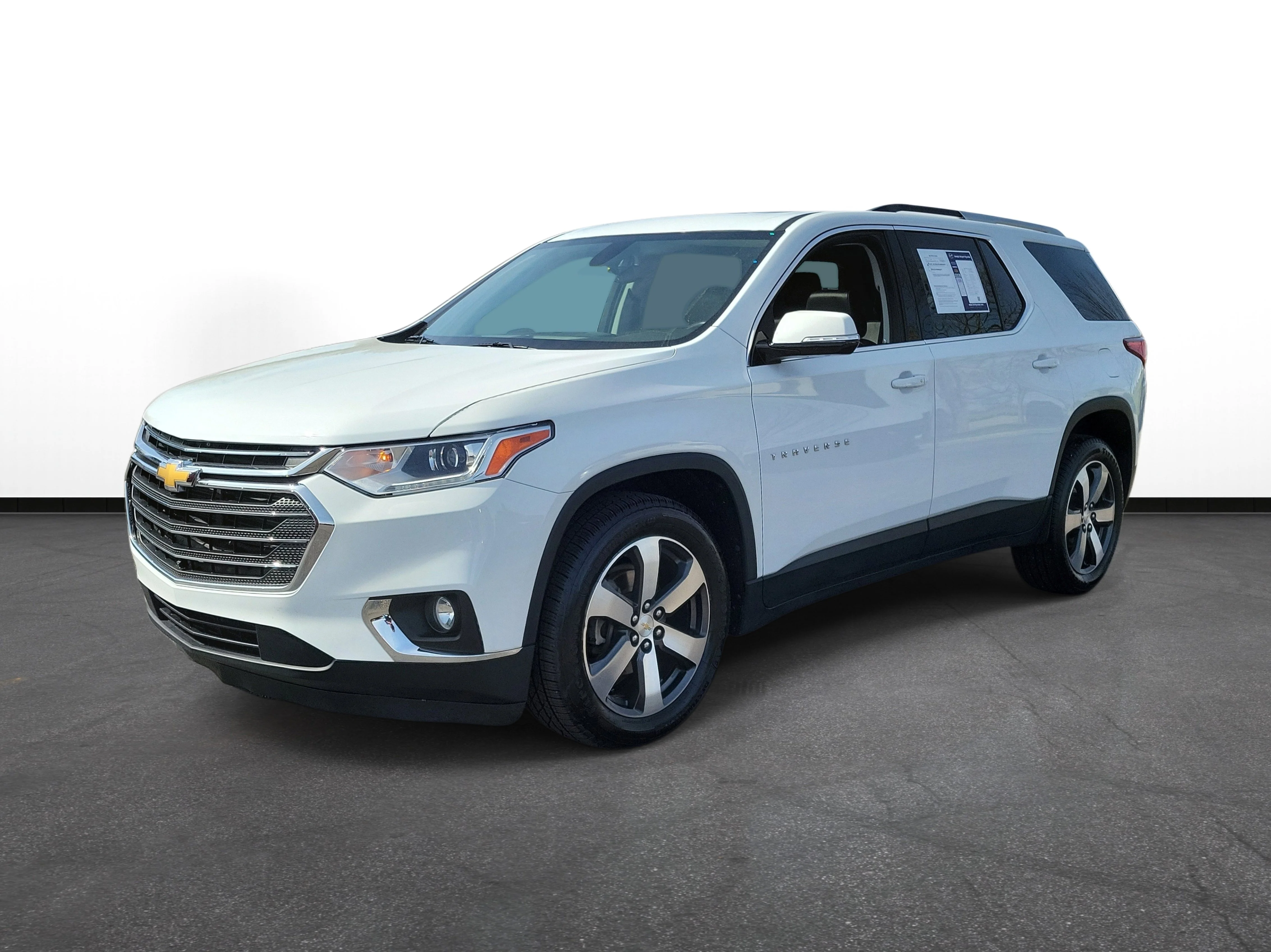 Used 2018 Chevrolet Traverse 3LT with VIN 1GNEVHKW6JJ256458 for sale in Vandalia, OH