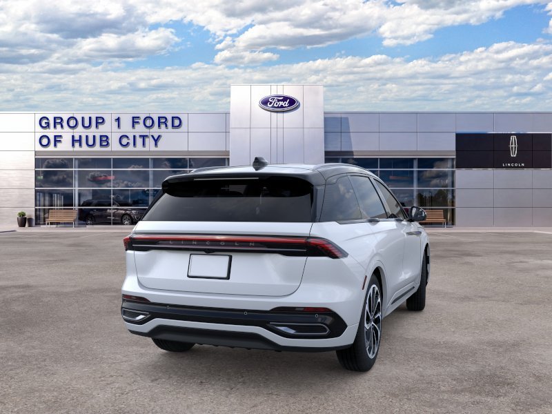 New 2026 White Platinum Metallic Tri-Coat Lincoln Reserve image 8