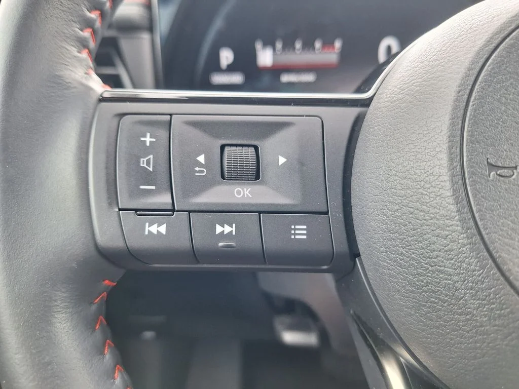Certified Used 2025 Black Nissan SR image 13