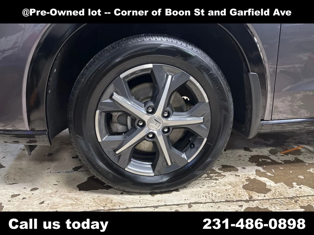 Used 2023 Gray Honda EX-L image 10