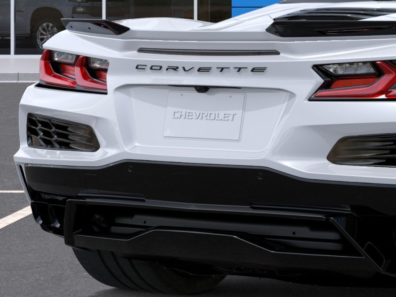 New 2027 Arctic White Chevrolet 3LT image 14