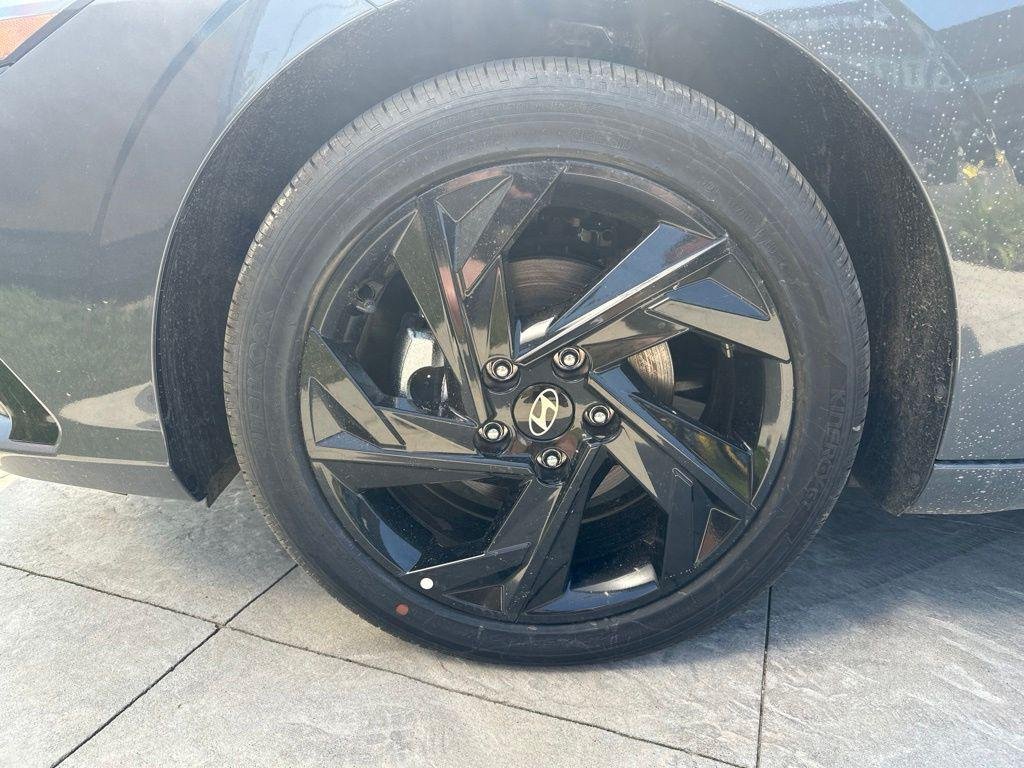 New 2026 Gray Hyundai SEL Sport Premium image 8
