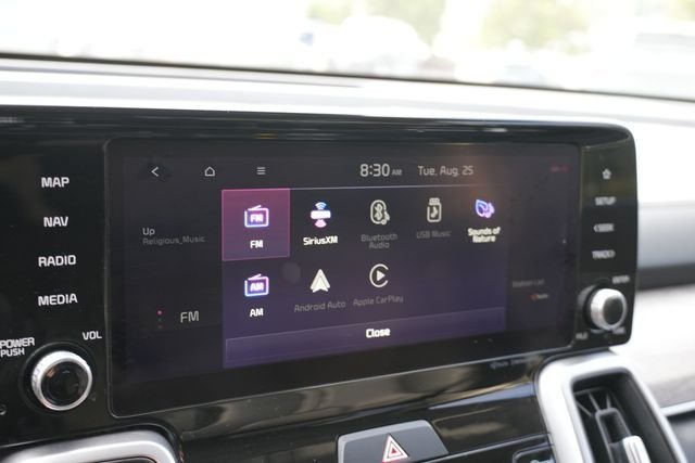 Used 2022 Black Kia EX image 33