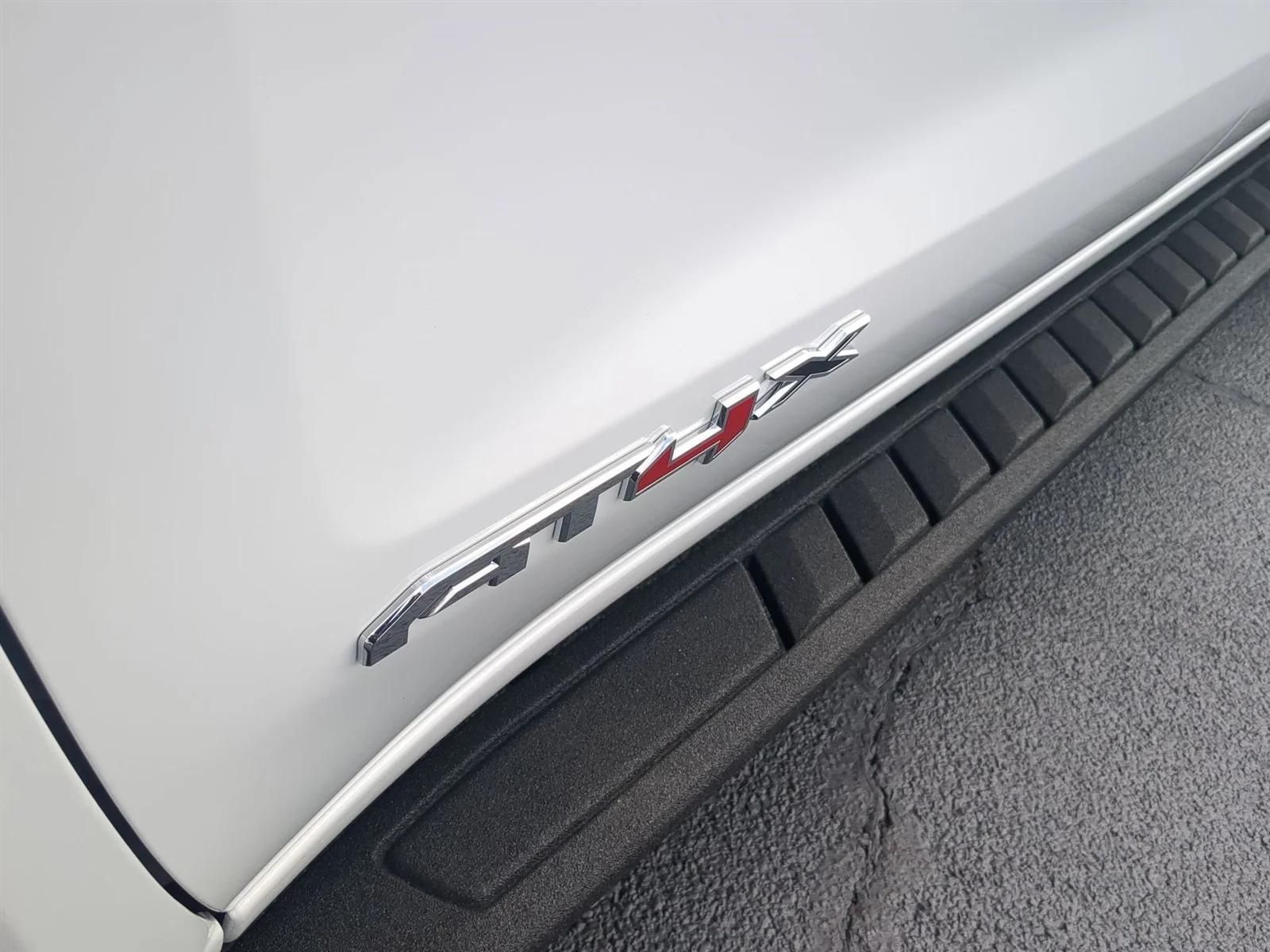 New 2026 Summit White GMC AT4X image 57