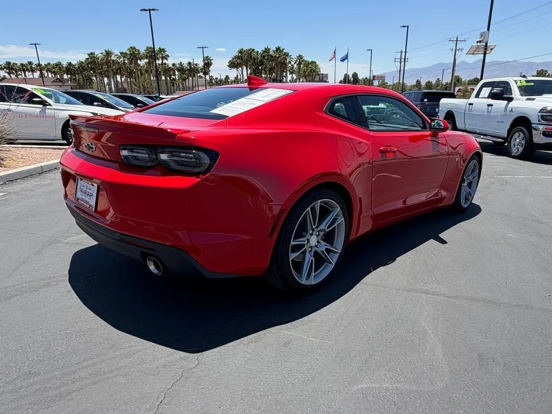 Used 2021 RED HOT Chevrolet 1LT image 3