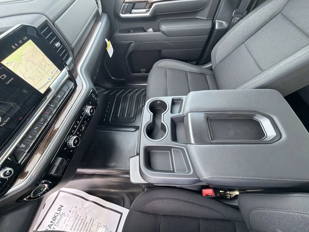 New 2026 Summit White GMC SLE DRW image 27