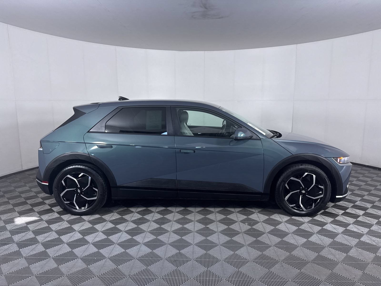 Certified Used 2023 Digital Teal Hyundai SEL image 10
