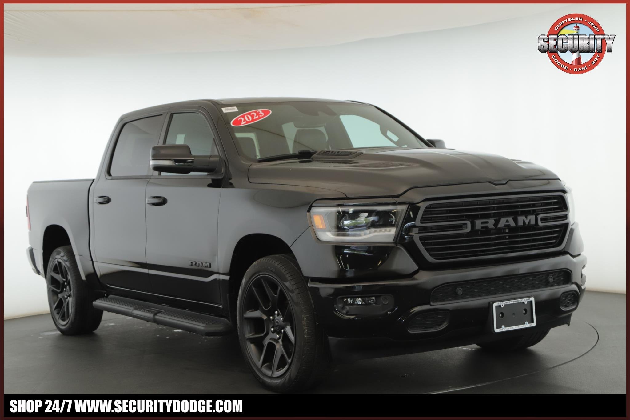 Used 2023 Diamond Black Crystal Pearlcoat Ram Laramie 4x4 Crew Cab 5