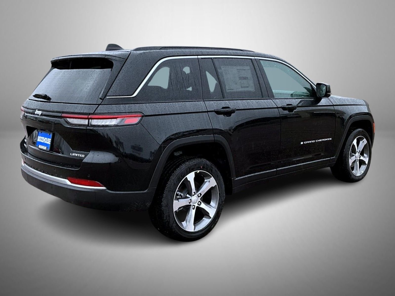 New 2026 Diamond Black Crystal Pearlcoat Jeep Limited image 5