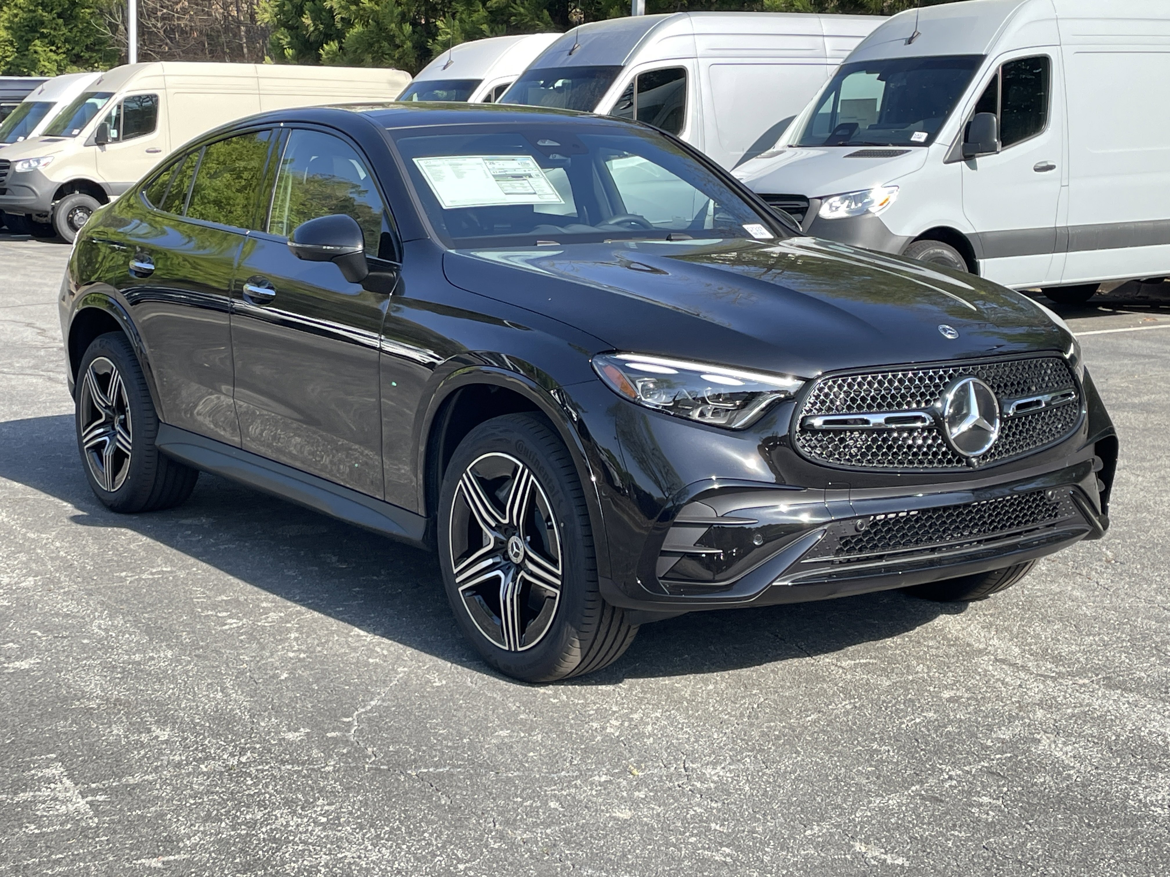 New 2026 Obsidian Black Metallic Mercedes-Benz GLC 300 4MATIC® Coupe image 4