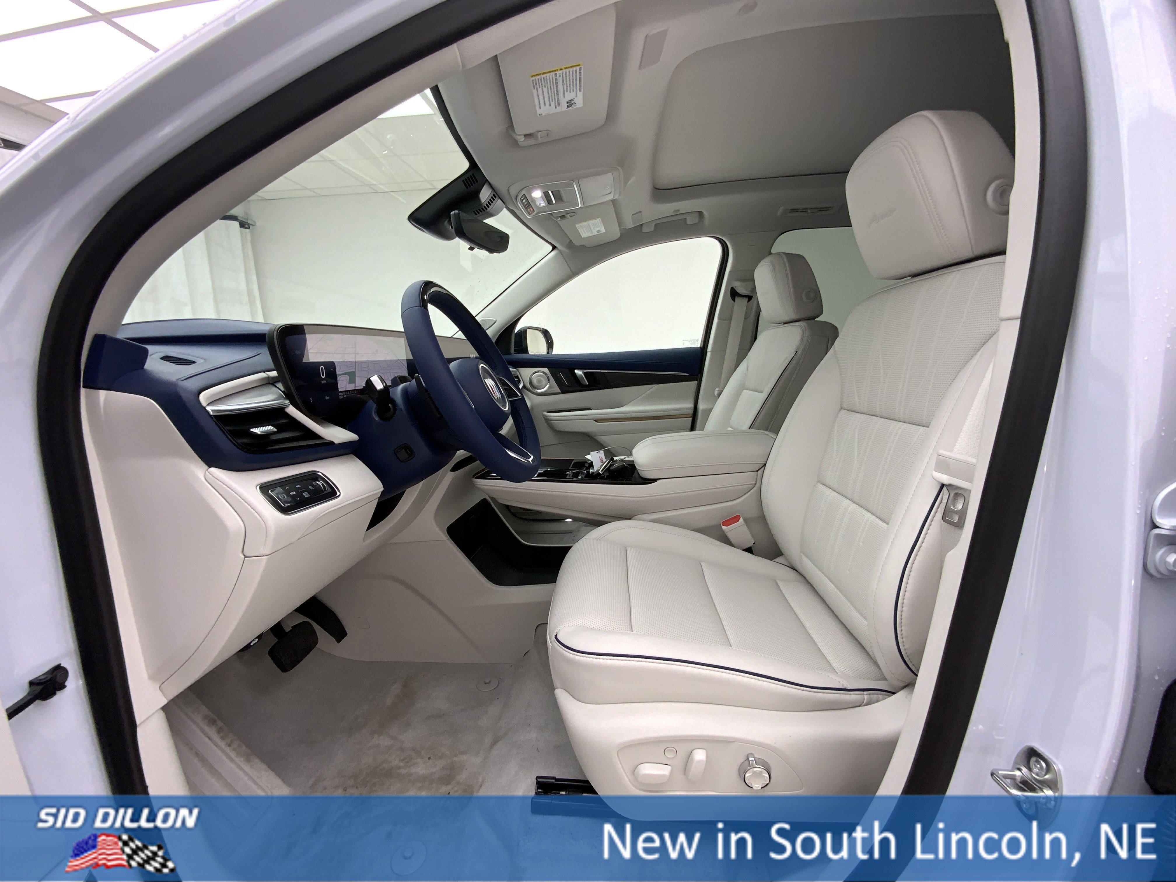 2026 Buick Enclave Avenir - Photo 12